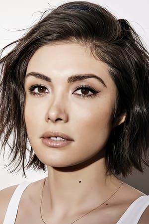 Daniella Pineda